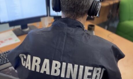 Quarto, scoperto call center delle truffe: quattro arresti, raggirata un'anziana per 18mila euro