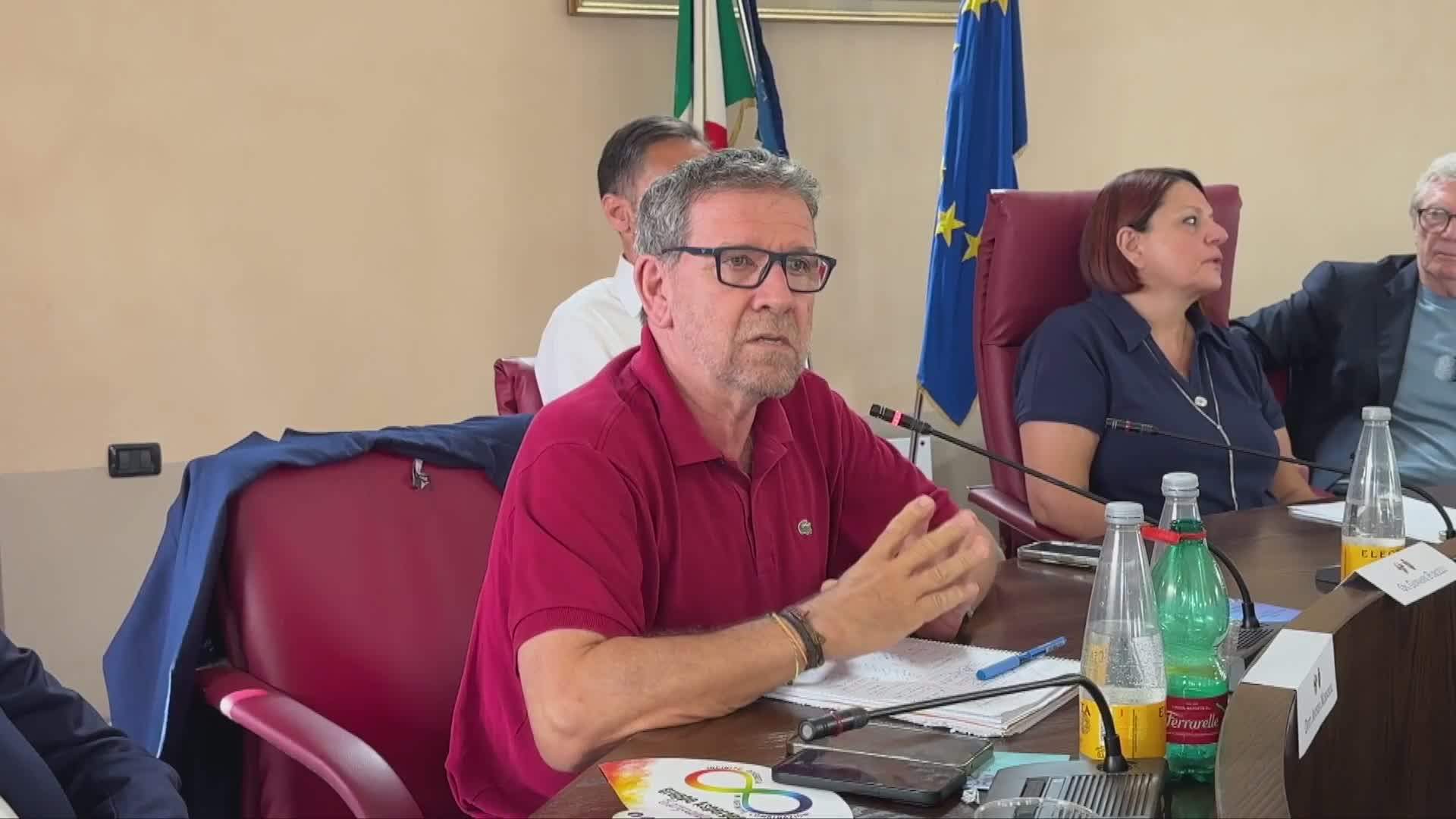 villaricca emergenza educativa incontro sul tema in sala consiliare da Teleclubitalia.it villaricca emergenza educativa incontro sul tema in sala consiliare