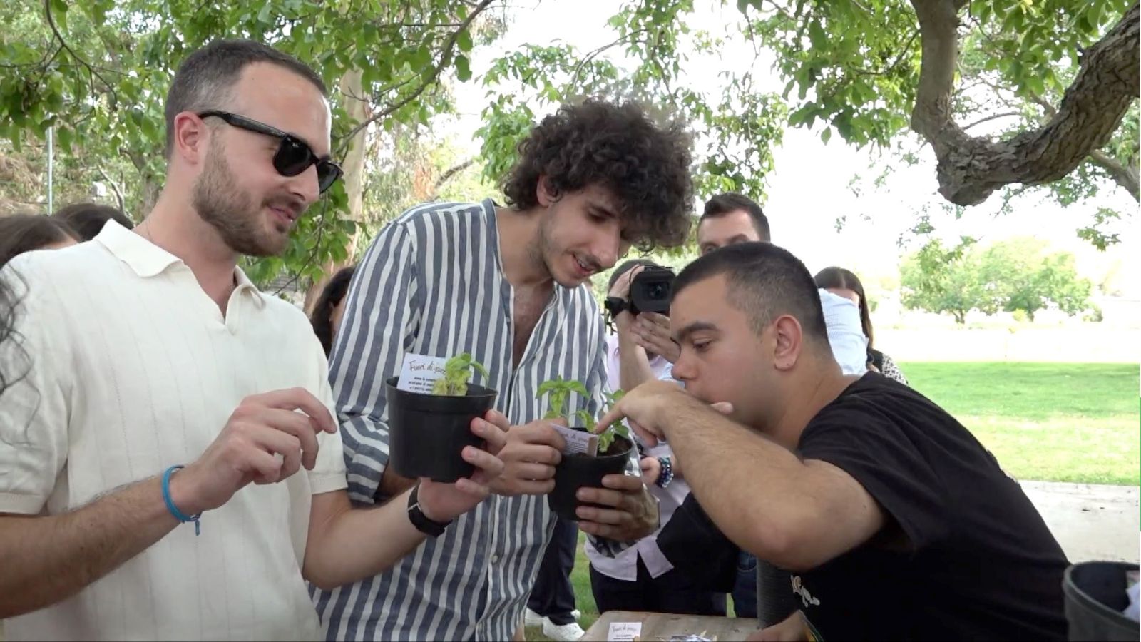 "Kiranet", ancora una scelta sociale per la plenaria di metà anno: piantumazione di erbe aromatiche a “Fuori di Zucca”