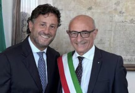 Aversa, Matacena silura il vicesindaco Oliva: è crisi in maggioranza