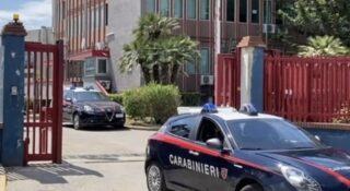 Casoria, perseguita 17enne e la minaccia: "Ti faccio fare la fine di Martina Carbonaro". Arrestato 23enne