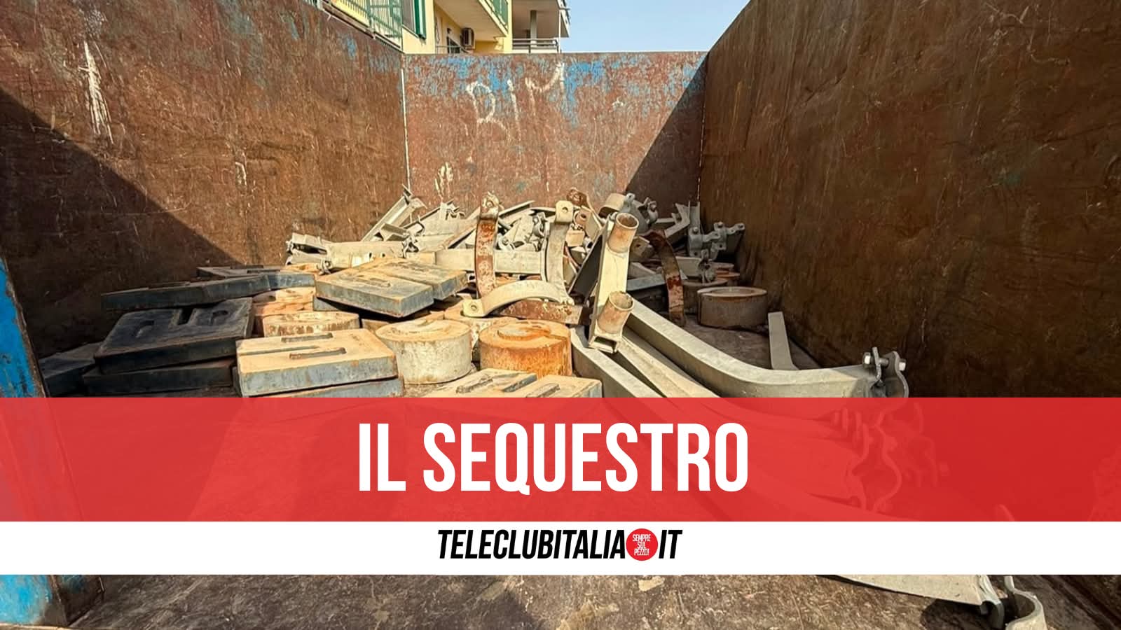 maddaloni fermati con quasi due quintali di ferro presi dal cantiere ferroviario denunciati da Teleclubitalia.it maddaloni fermati con quasi due quintali di ferro presi dal cantiere ferroviario denunciati