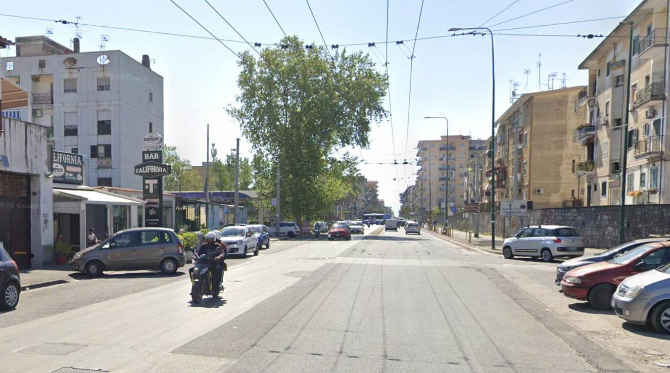 agguato nella notte a secondigliano 36enne ferito a colpi di pistola davanti a un bar da Teleclubitalia.it agguato nella notte a secondigliano 36enne ferito a colpi di pistola davanti a un bar