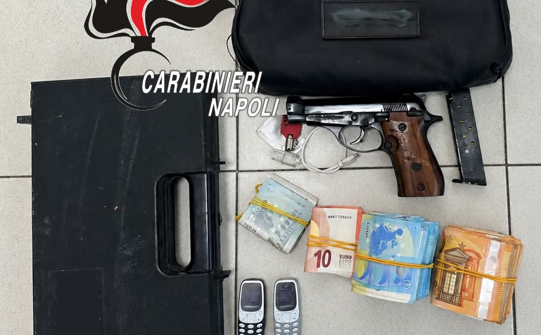 procida pistola con matricola abrasa nascosta nella manica di un accappatoio arrestato 51enne da Teleclubitalia.it procida pistola con matricola abrasa nascosta nella manica di un accappatoio arrestato 51enne
