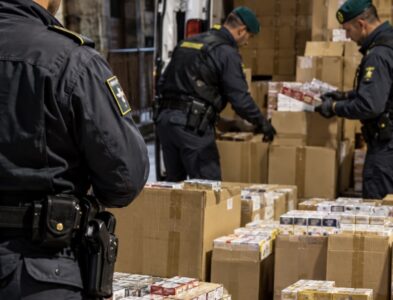 ontrabbando di sigarette tra Napoli e Foggia, 4 arresti e 750 chili sequestrati