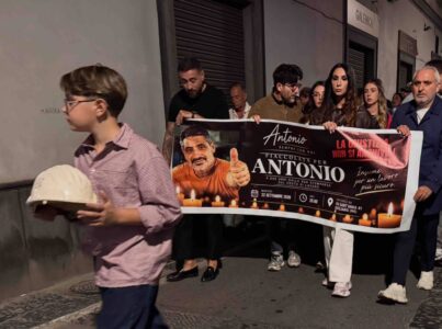 fiaccolata antonio russo
