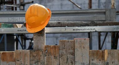 benevento muore operaio 55enne di napoli dopo la caduta da un8217impalcatura da Teleclubitalia.it benevento muore operaio 55enne di napoli dopo la caduta da un8217impalcatura