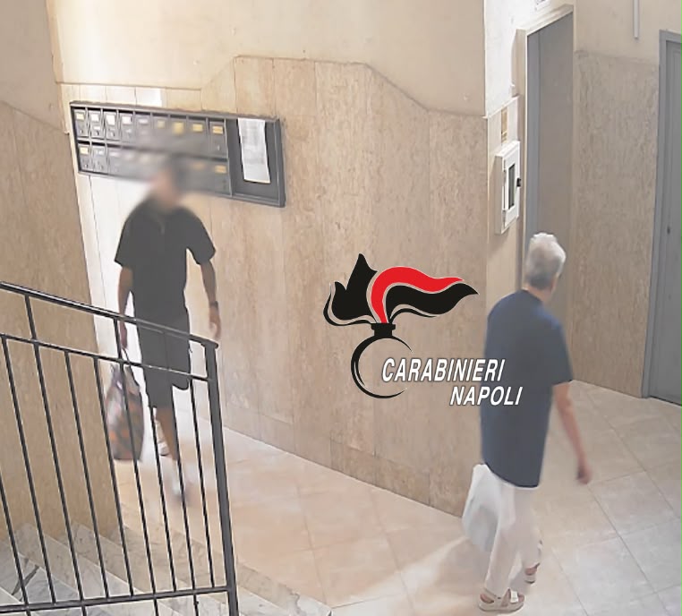 scampia blocca le anziane in ascensore e le rapina arrestato 35enne da Teleclubitalia.it scampia blocca le anziane in ascensore e le rapina arrestato 35enne