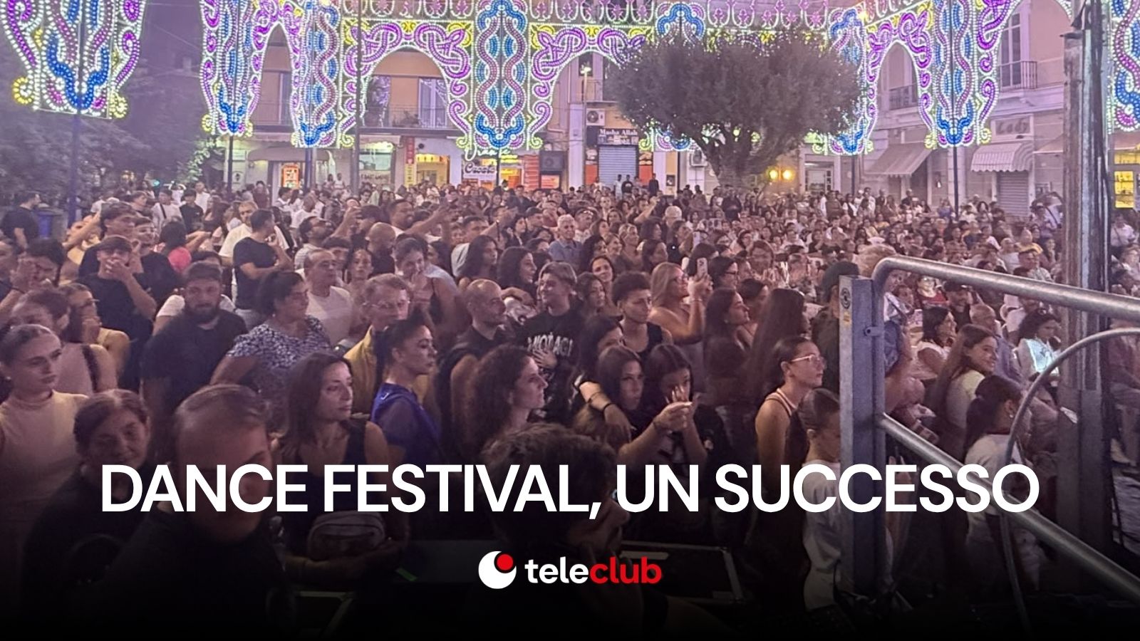 san giuliano pienone per il dance festival in piazza matteotti da Teleclubitalia.it san giuliano pienone per il dance festival in piazza matteotti