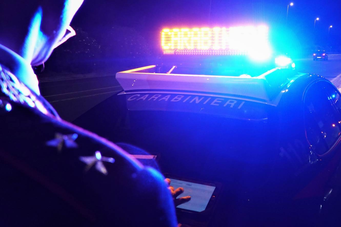 casal di principe non si ferma all8217alt e scappa su auto sottoposta a fermo denunciato 30enne da Teleclubitalia.it casal di principe non si ferma all8217alt e scappa su auto sottoposta a fermo denunciato 30enne