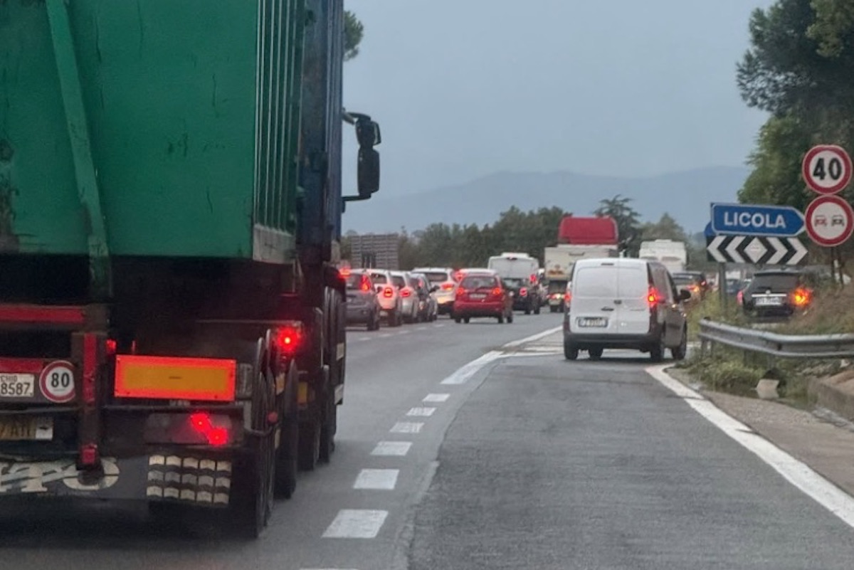 domiziana ritorno alla normalit224 riapre tratto tra varcauto e lago patria dopo gli allagamenti da Teleclubitalia.it domiziana ritorno alla normalit224 riapre tratto tra varcauto e lago patria dopo gli allagamenti