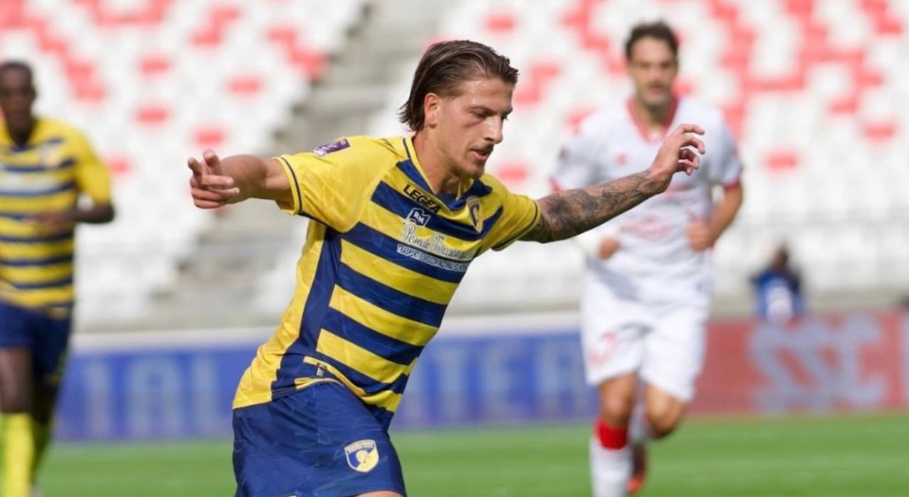 serie c giugliano calcio sconfitta al san nicola contro il bari da Teleclubitalia.it serie c giugliano calcio sconfitta al san nicola contro il bari